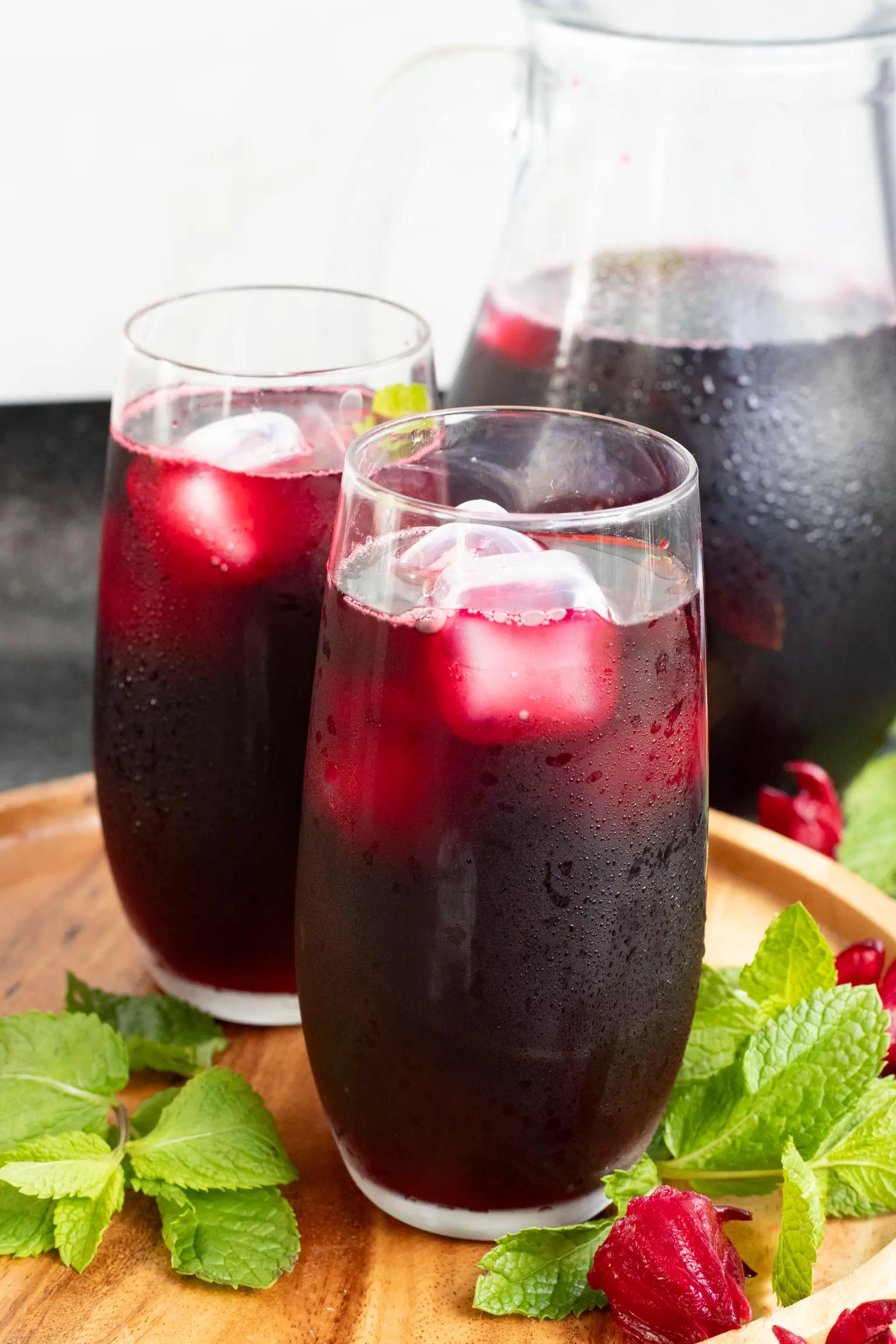 🧃 Jus de Bissap Naturel – Fraîcheur et tradition dans chaque gorgée